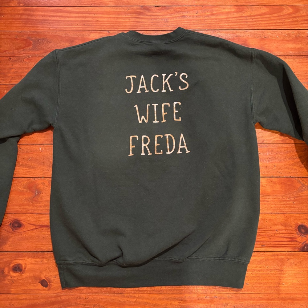 Green Sweater - Picture 3 of 6